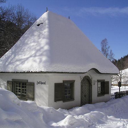 Hotel Hofgut Sternen - Ravennaschlucht Брайтнау Екстериор снимка
