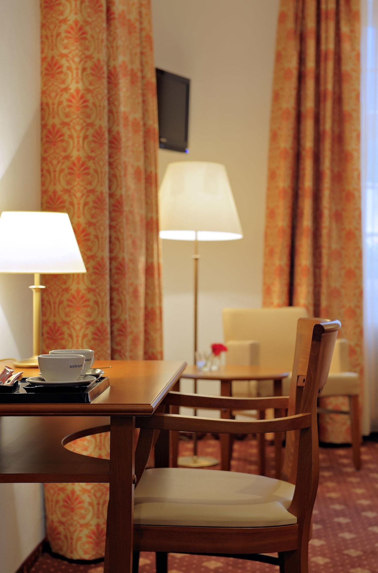 Hotel Hofgut Sternen - Ravennaschlucht Брайтнау Екстериор снимка