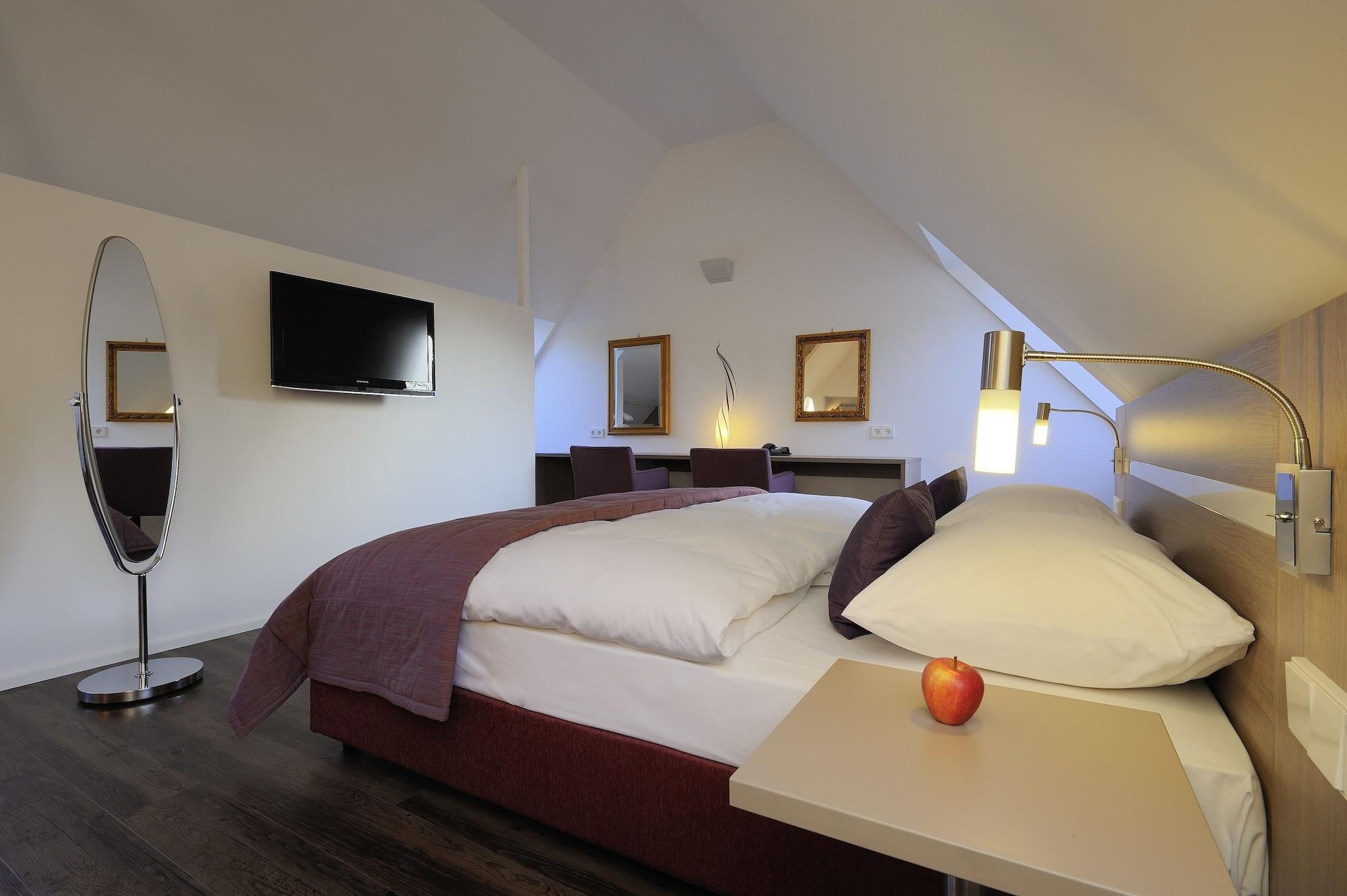 Hotel Hofgut Sternen - Ravennaschlucht Брайтнау Екстериор снимка