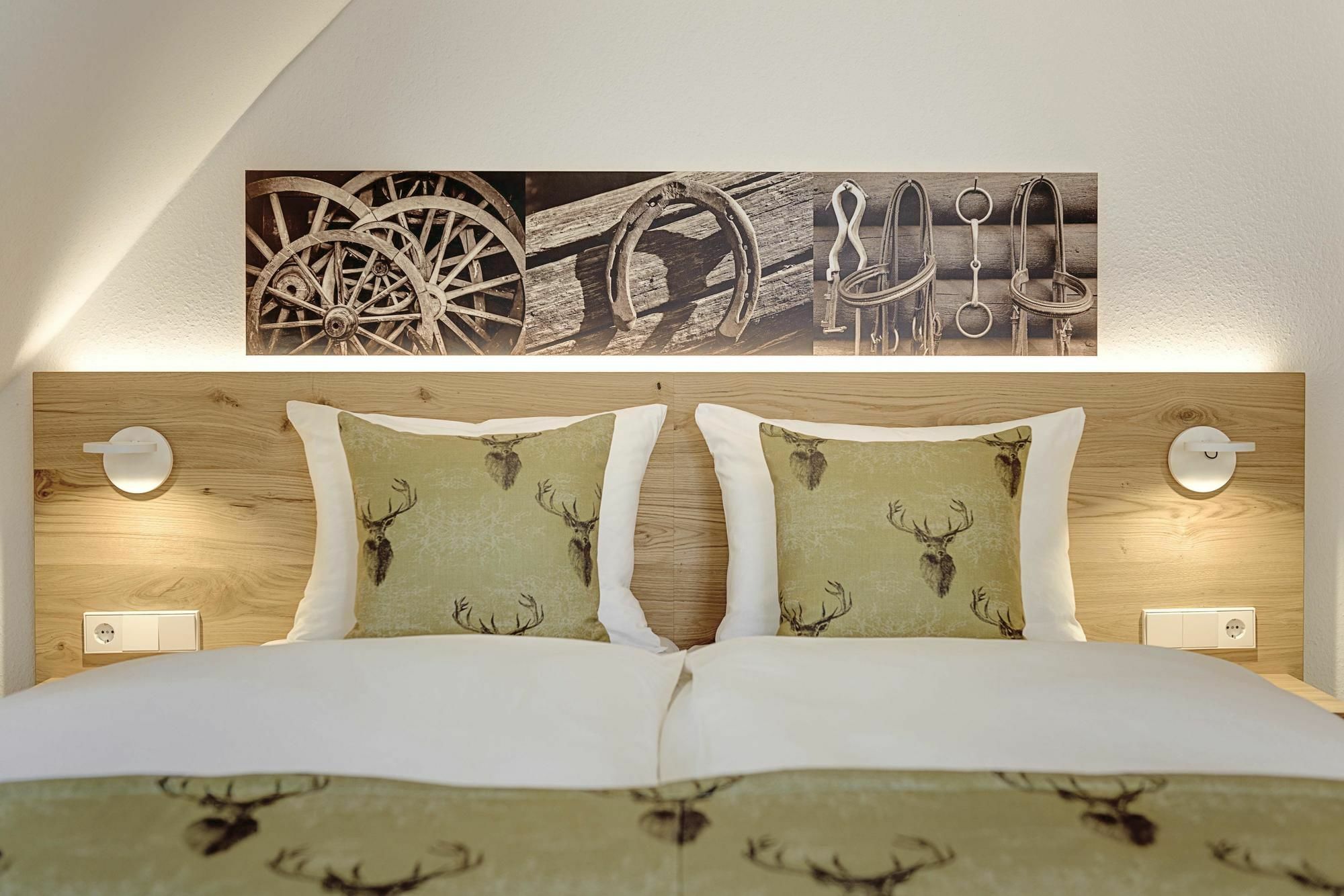 Hotel Hofgut Sternen - Ravennaschlucht Брайтнау Екстериор снимка